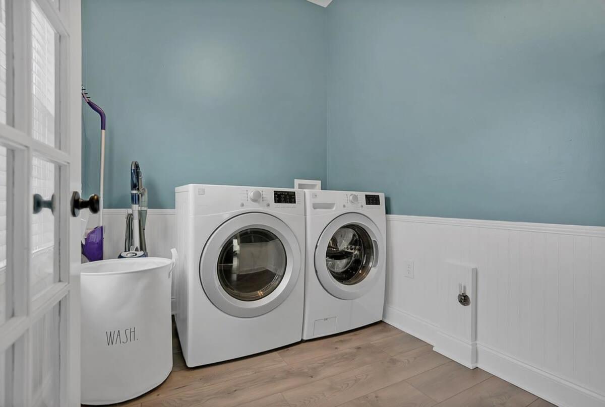 Charming W Pool, Walkable To Downtown *